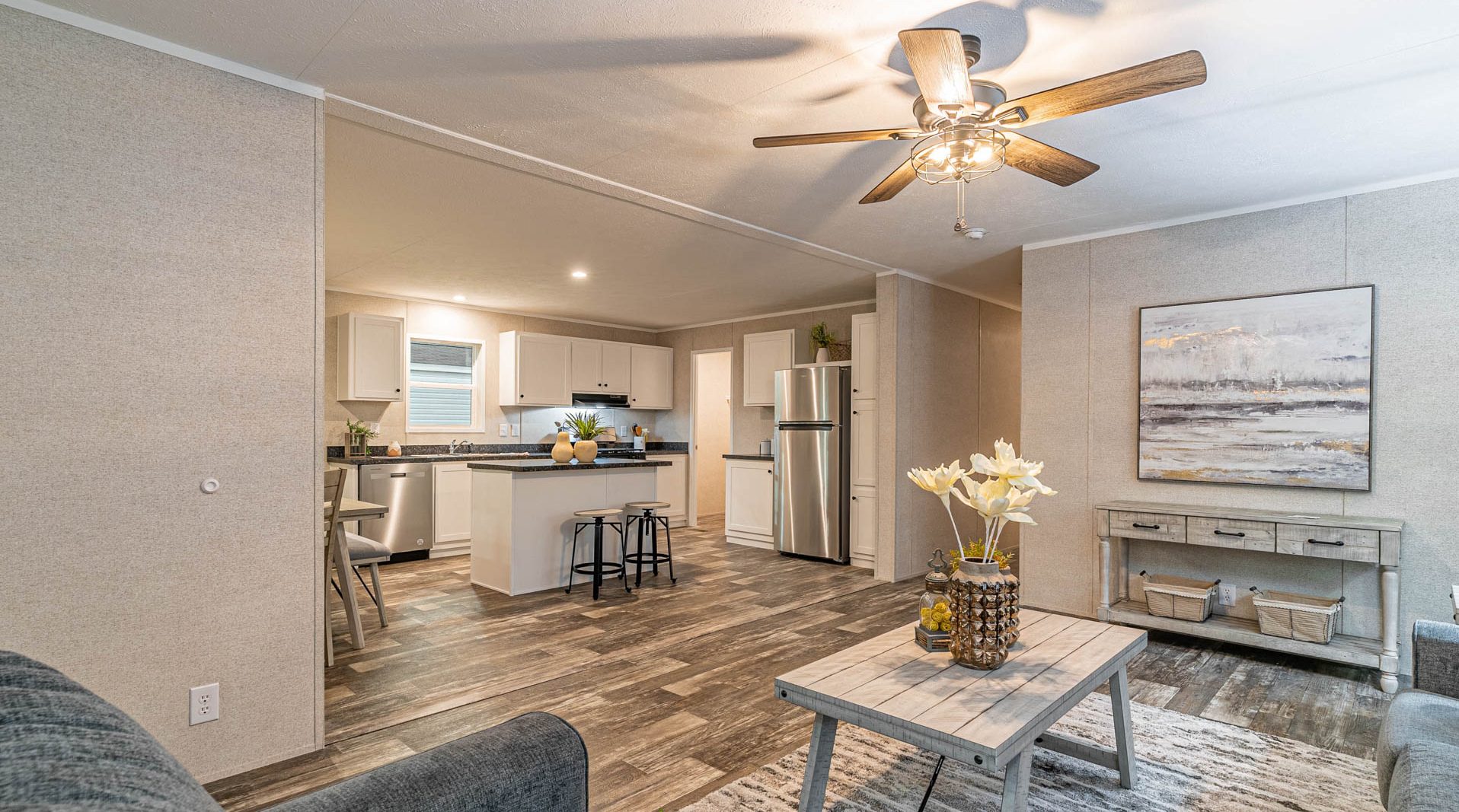 cleona_feh_leola_skyline_3904_livingroom_4
